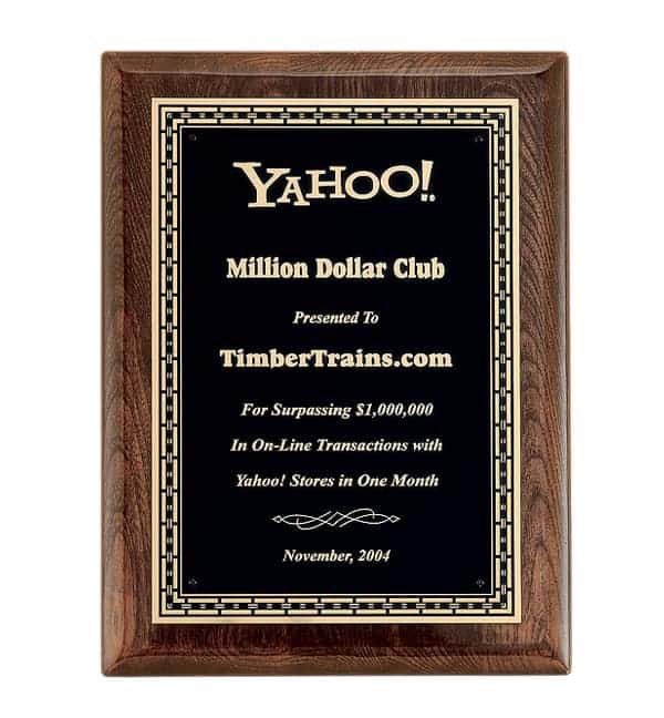 P3965-67 - P3965-67 | Walnut Stained Plaque with Link Design Border