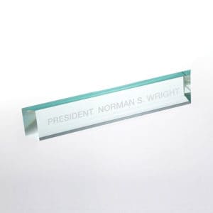 G1058 - G1058 | Slant Beveled Nameplate